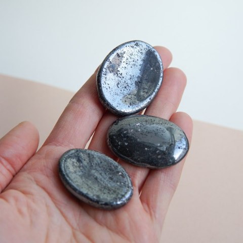 Kamień spokoju - worry stone - hematyt
