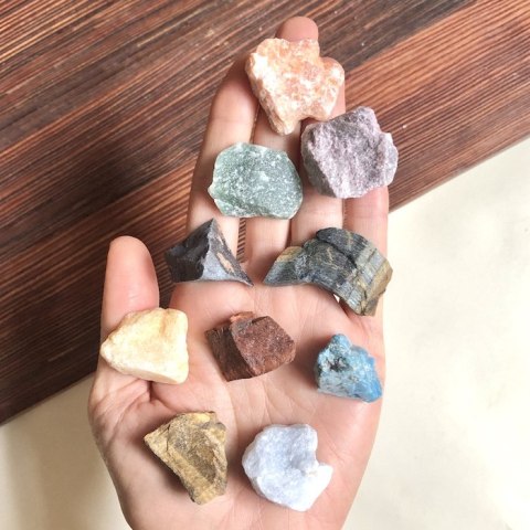 Dłoń Pełna Skarbów - zestaw minerałów - 5